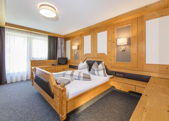 齐格林德公寓 *