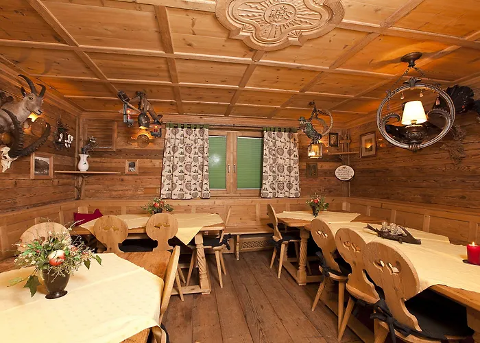 齐格林德公寓 *